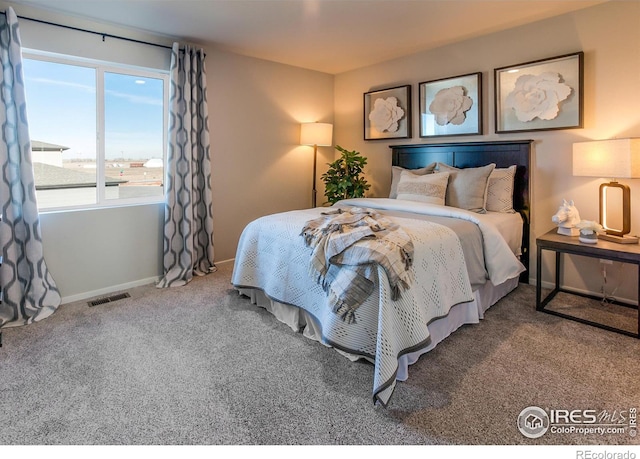 view of carpeted bedroom