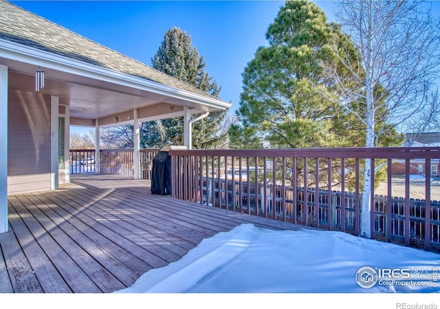 view of wooden deck