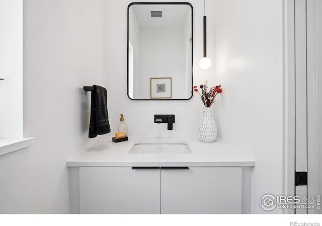 2125 Vine Ave, Boulder, CO 80304 - bathroom featuring vanity