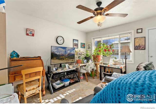 bedroom featuring ceiling fan