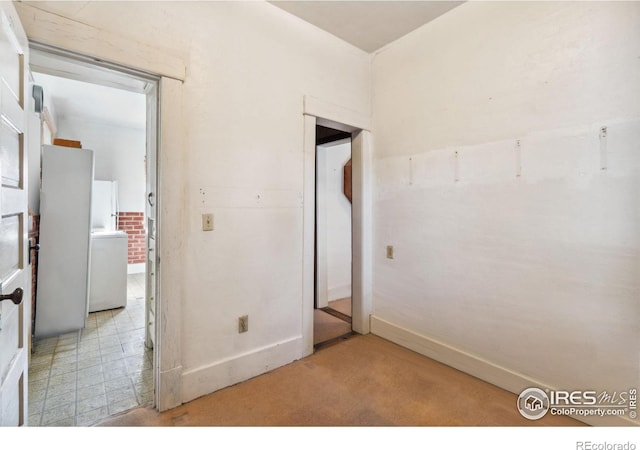 spare room featuring washer / clothes dryer