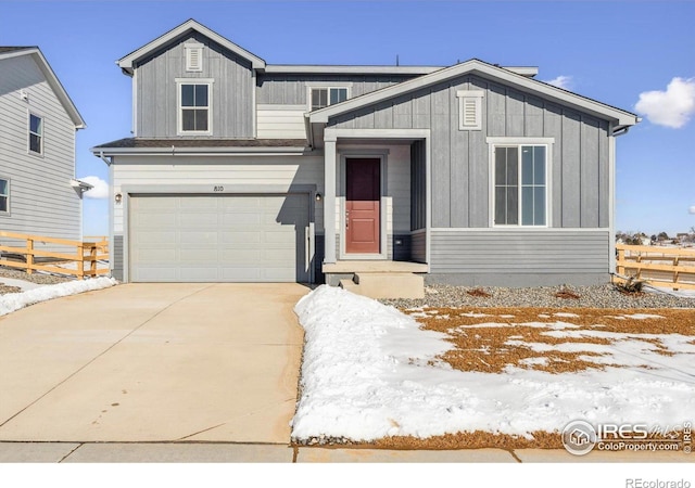 view of front facade with a garage