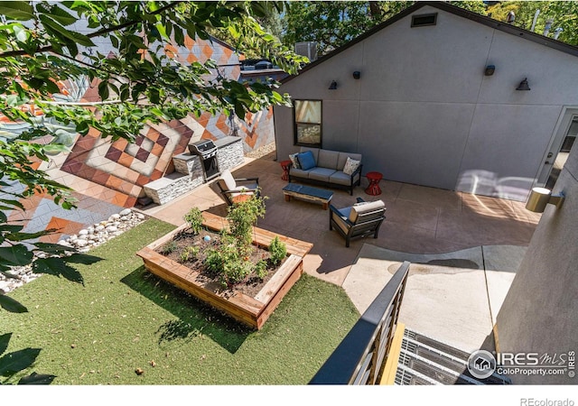 view of patio with an outdoor hangout area