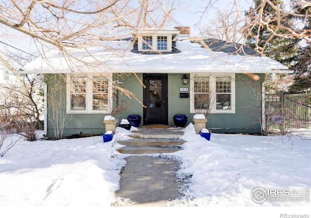 view of front of property