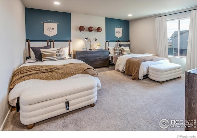 bedroom with carpet flooring