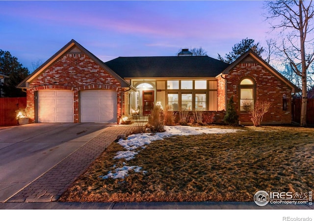 view of front property featuring a garage