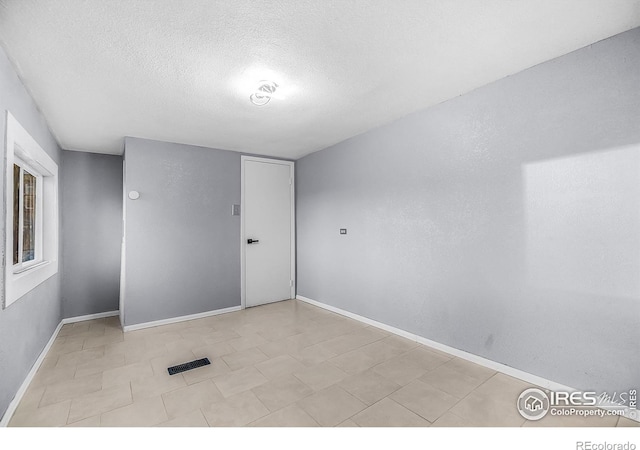 4238 Grand Teton Rd, Greeley, CO 80634 - photo 11