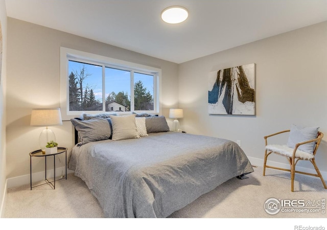 view of carpeted bedroom