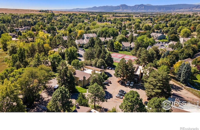 bird's eye view with a mountain view