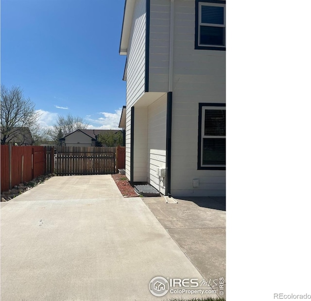 560 S 9th St, Berthoud, CO 80513 - view of patio with fence