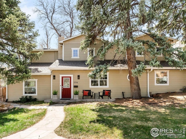 1516 Columbine Ave, Boulder, CO 80302 - traditional home featuring roof with shingles and a front yard