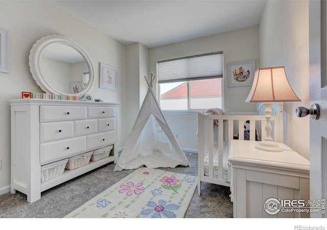 bedroom with carpet flooring