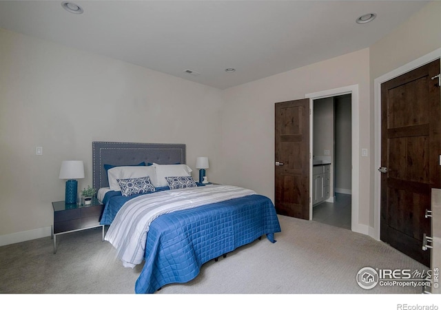 carpeted bedroom with baseboards, visible vents, and recessed lighting