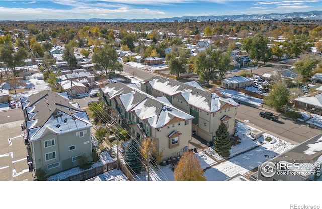 birds eye view of property featuring a residential view and a mountain view