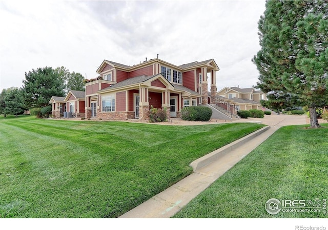 view of front of home with a front yard