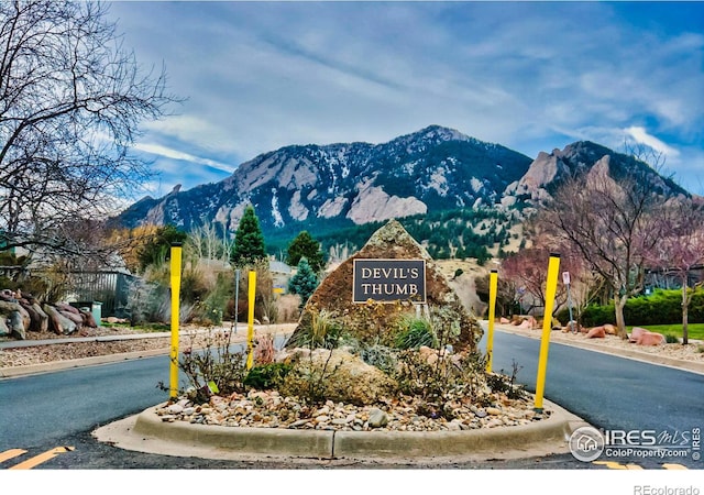 exterior space featuring a mountain view