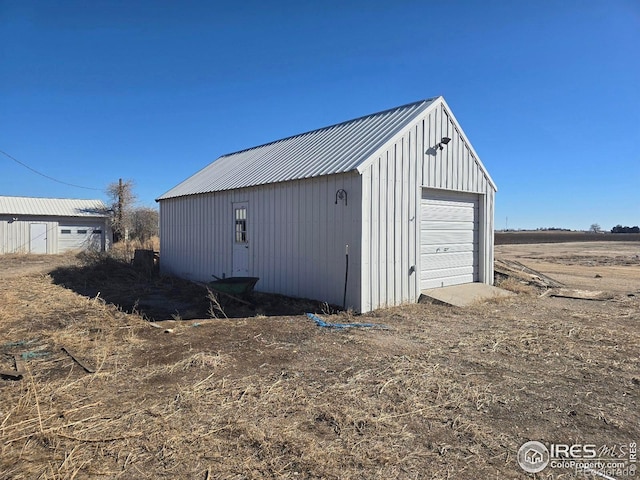 view of detached garage