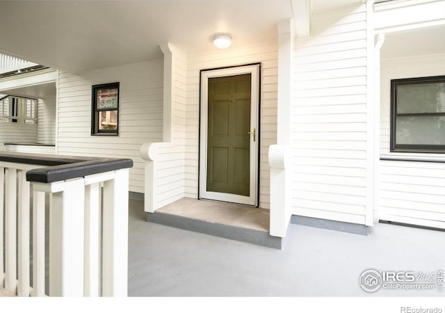 2444 9th St Unit 4, Boulder, CO 80304 - entrance to property featuring a porch