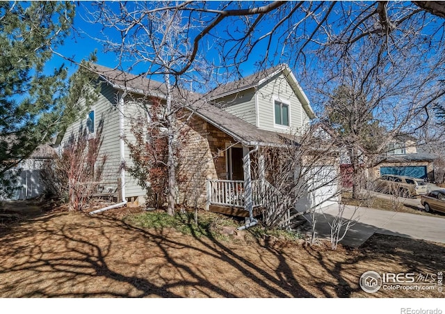 view of front of home featuring driveway and an attached garage