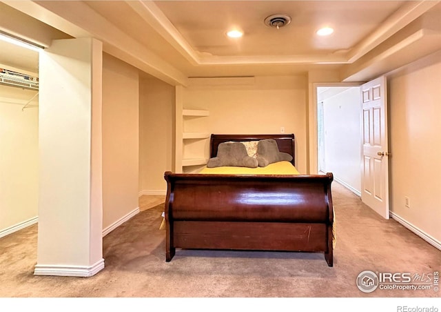 bedroom with recessed lighting, carpet flooring, visible vents, and baseboards