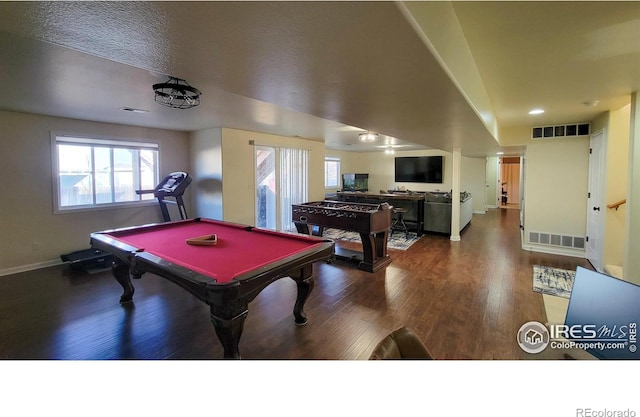 playroom featuring visible vents, pool table, baseboards, and wood finished floors