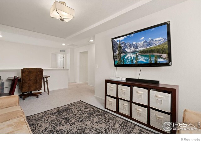 living area with recessed lighting, carpet flooring, visible vents, and baseboards