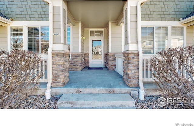 16047 E Geddes Ln Unit 128, Aurora CO, 80016, 2 bedrooms, 2.5 baths condo for sale