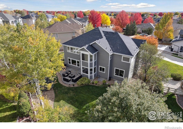 birds eye view of property featuring a residential view