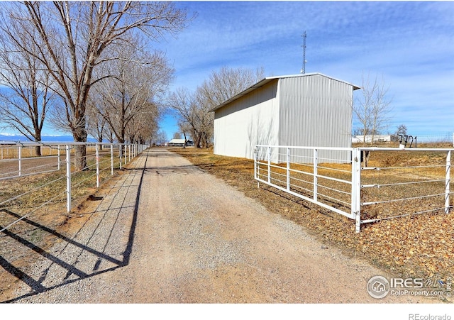 Listing photo 3 for 7721 County Road 31, Fort Lupton CO 80621