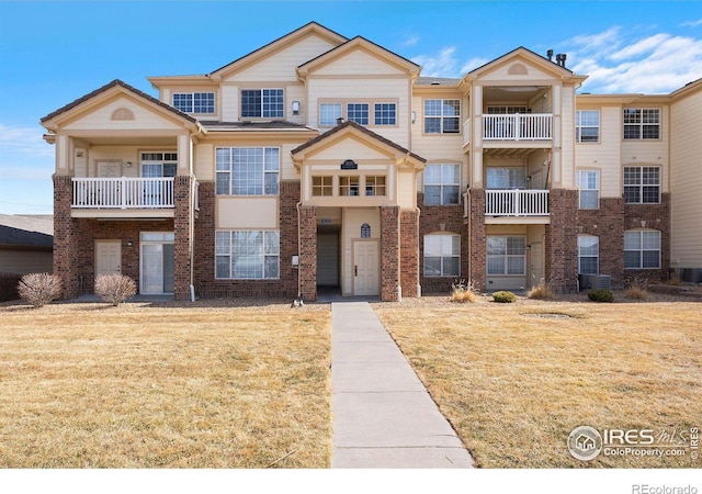 5735 N Genoa Way Unit 11-205, Aurora CO, 80019, 2 bedrooms, 2 baths condo for sale