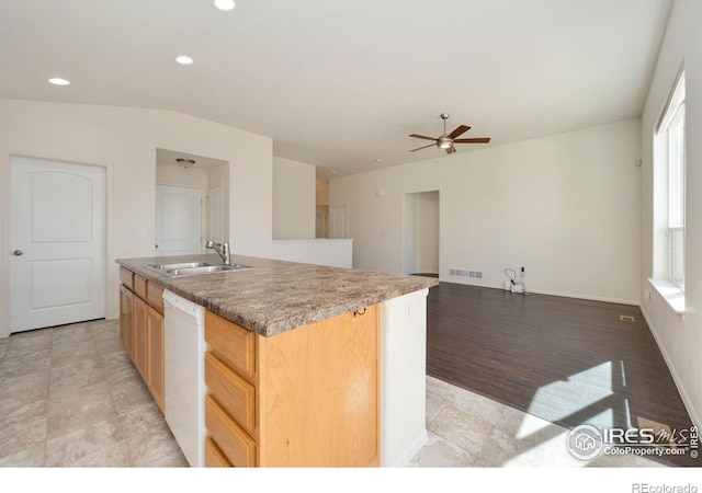 kitchen with visible vents, a center island with sink, dishwasher, recessed lighting, and a sink