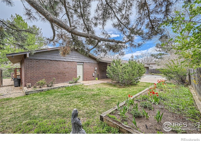 325 Fox Ct, Boulder, CO 80303 - view of yard