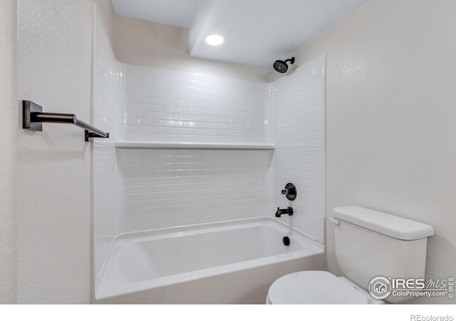 229 3rd St, Fort Collins, CO 80524 - full bathroom with toilet and shower / bathtub combination