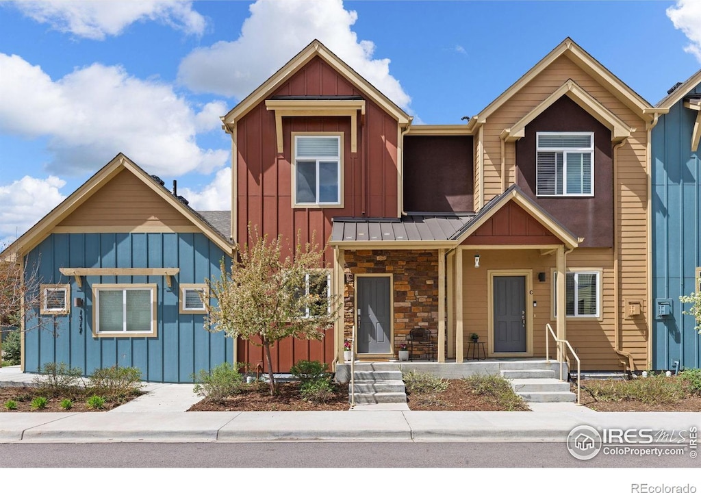 1317 Country Ct Unit B, Longmont, CO 80501 - multi unit property featuring board and batten siding
