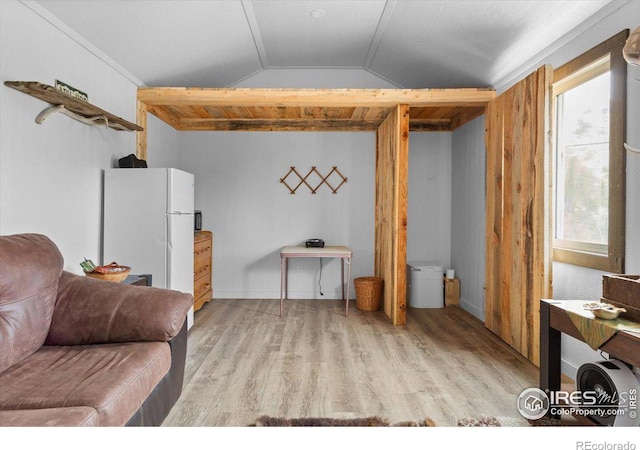 59 W Rustic Rd, Bellvue, CO 80512 - interior space featuring light wood-style flooring and vaulted ceiling