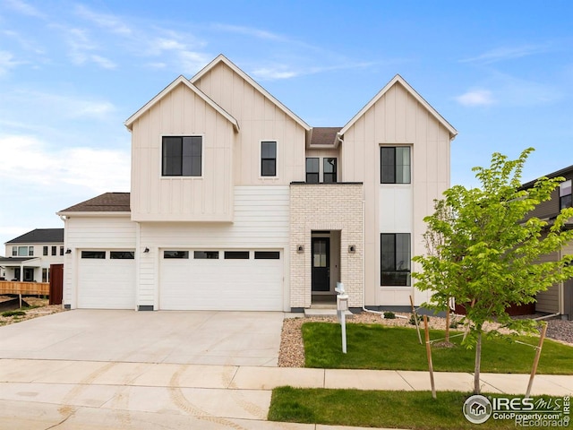 1728 Center Pivot Dr, Windsor, CO 80550