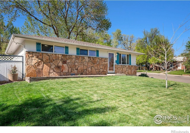 2 Lincoln Pl, Longmont, CO 80501 - ranch-style house featuring stone siding