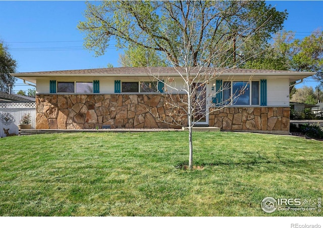 2 Lincoln Pl, Longmont, CO 80501 - ranch-style home with stone siding and a front lawn