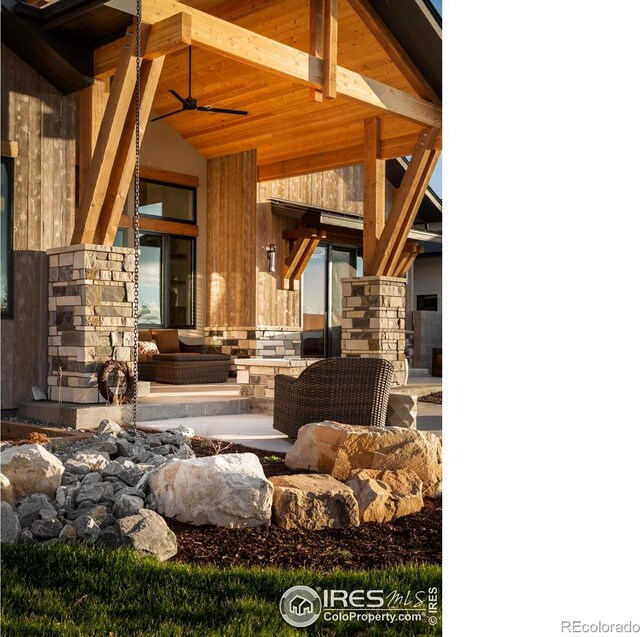 12910 Woodridge Dr, Longmont, CO 80504