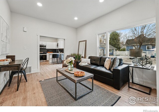 219 N Washington Ave, Loveland, CO 80537 - photo 7
