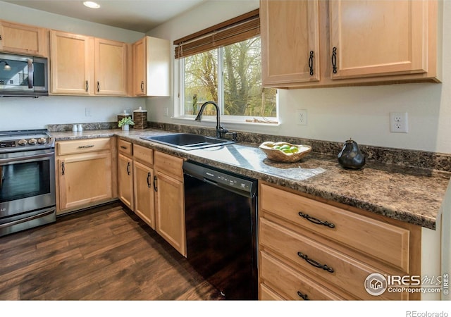 4191 Woodlake Ln, Wellington, CO 80549
