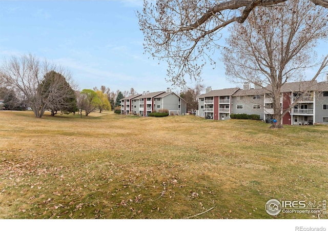 1640 Kirkwood Dr Unit 2011, Fort Collins, CO 80526 - view of yard featuring a residential view