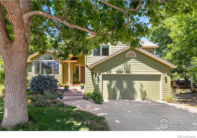 1117 Barberry Ct, Boulder, CO 80305 - view of front facade featuring concrete driveway