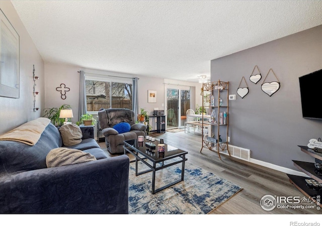 1561 S Sheridan Blvd, Lakewood, CO 80232