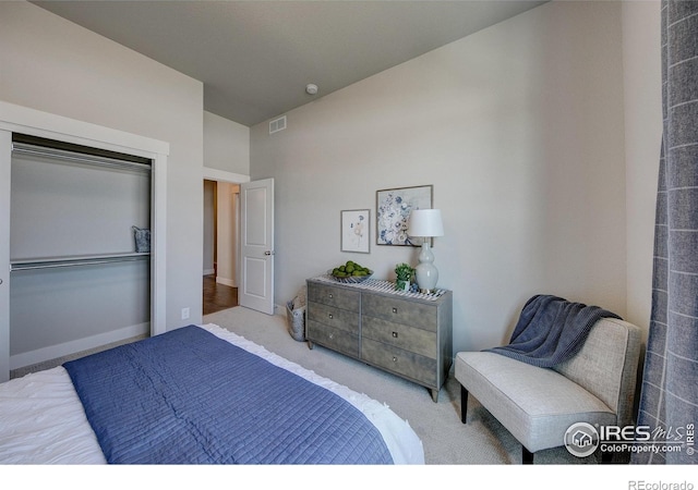 4284 Trapper Lake Dr, Loveland, CO 80538 - bedroom with carpet flooring, visible vents, and baseboards