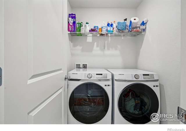 1365 Shale Dr, Erie, CO 80516 - laundry room featuring washer and dryer