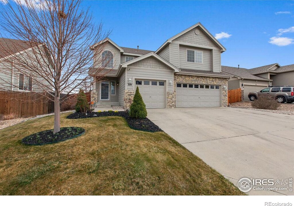 319 Gemstone Ln, Johnstown, CO 80534 - photo 1