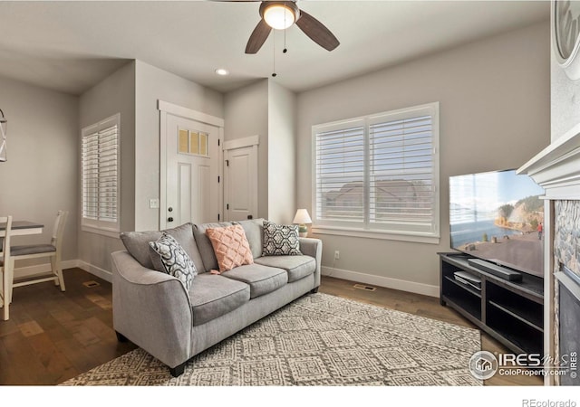 1708 W 50th St, Loveland, CO 80538 - living room with ceiling fan, visible vents, recessed lighting, wood finished floors, and baseboards