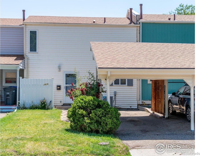 1616 Longbow Ct, Lafayette, CO 80026 - townhome / multi-family property with roof with shingles