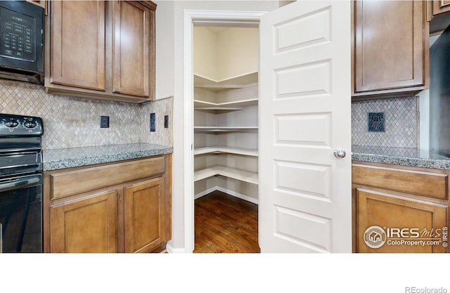 5543 Calgary St, Timnath, CO 80547 - view of storage area